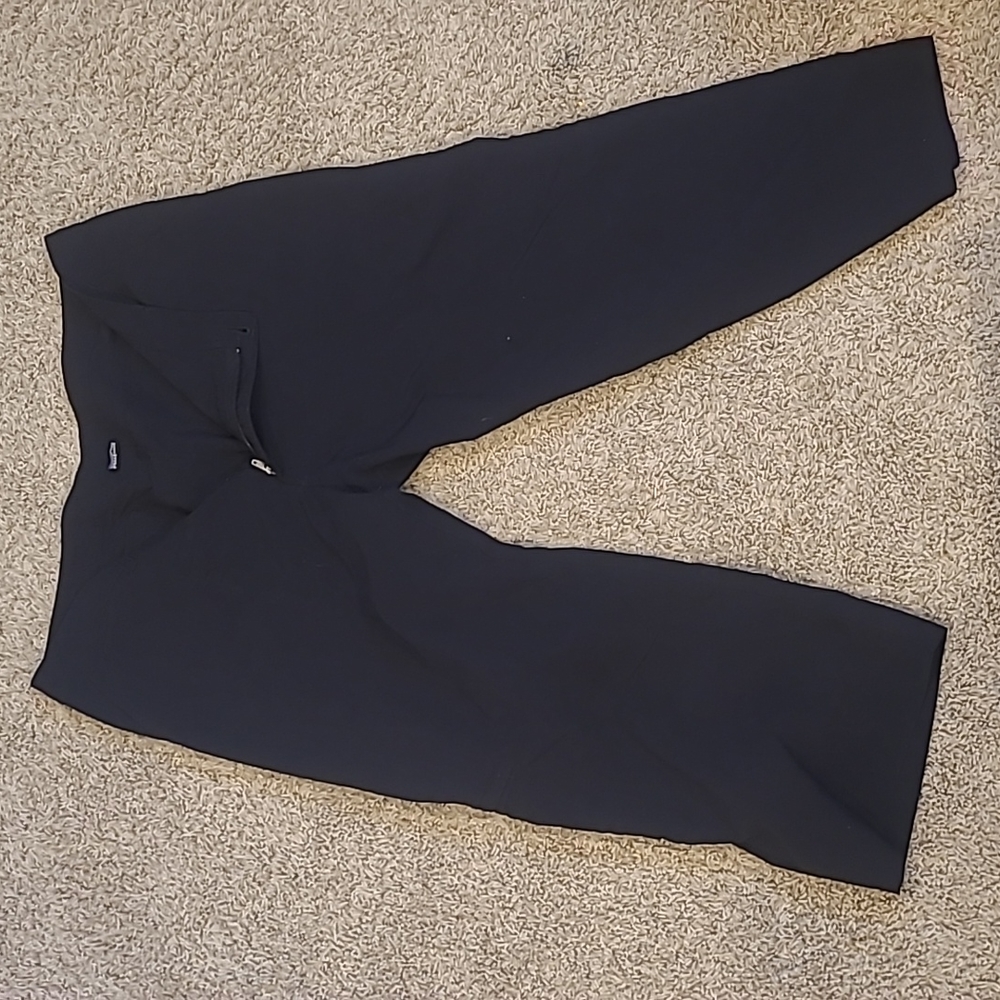 Patagonia Black Hiking Activewear Capri Pants Size XL